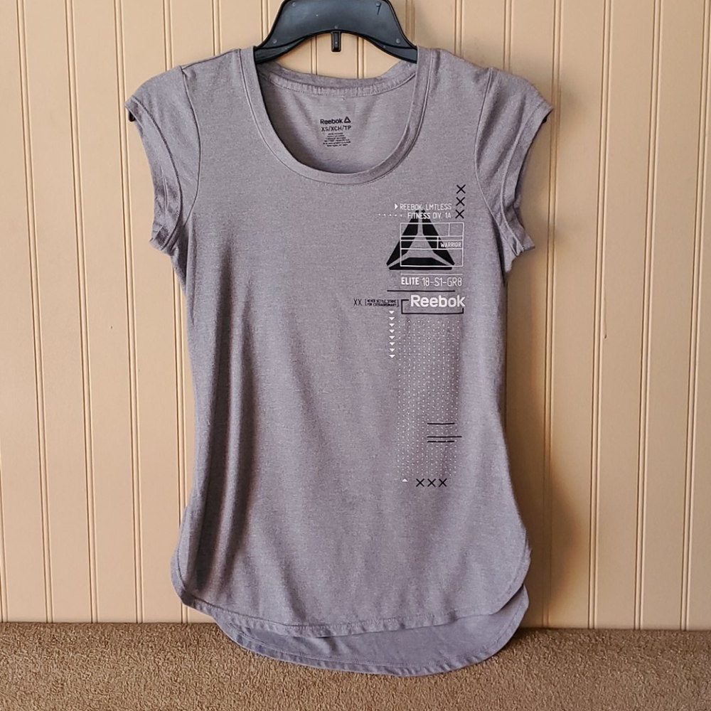 EUC Reebok graphic tee size XS light gray color